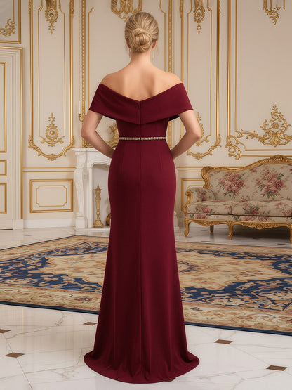 Elegant Fitted Maxi Dress with Rhinestone Waist Detail Burgundy