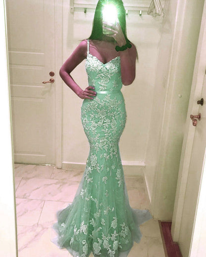 Lace Appliques Tulle V Neck Mermaid Prom Dresses