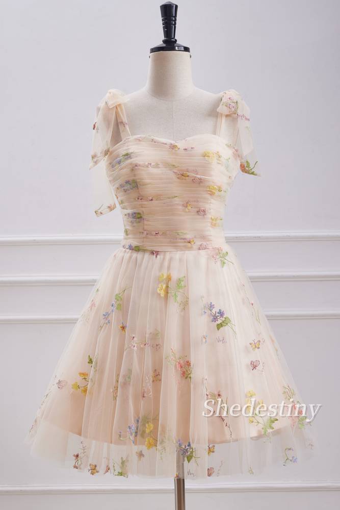 Floral Print Sweetheart Champagne Homecoming Dress