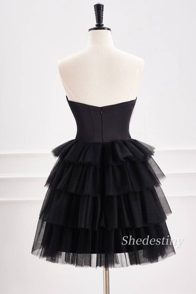Black Strapless A-Line Tulle Homecoming Dress