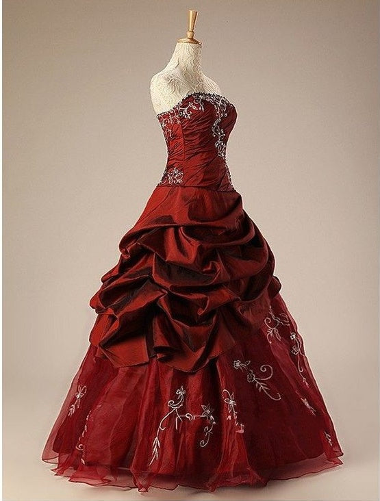 Vintage Burgundy Embroidery Beaded Sweet 16 Quinceanera A-Line Floor-length Prom Dress Birthday Dress Evening Dress Ball Gown HZ1024