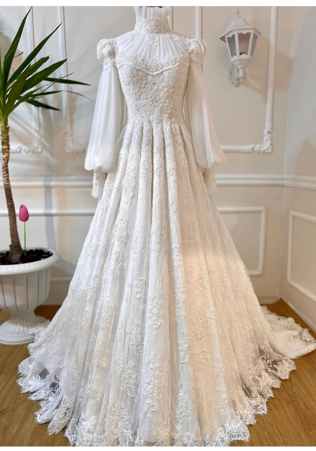 Vintage Leg-of-Mutton Sleeve Lace Tulle Train Gown | Edwardian Style High-Neck Ballgown Maxi Dress for Wedding Bridal Gala Ball gh6409