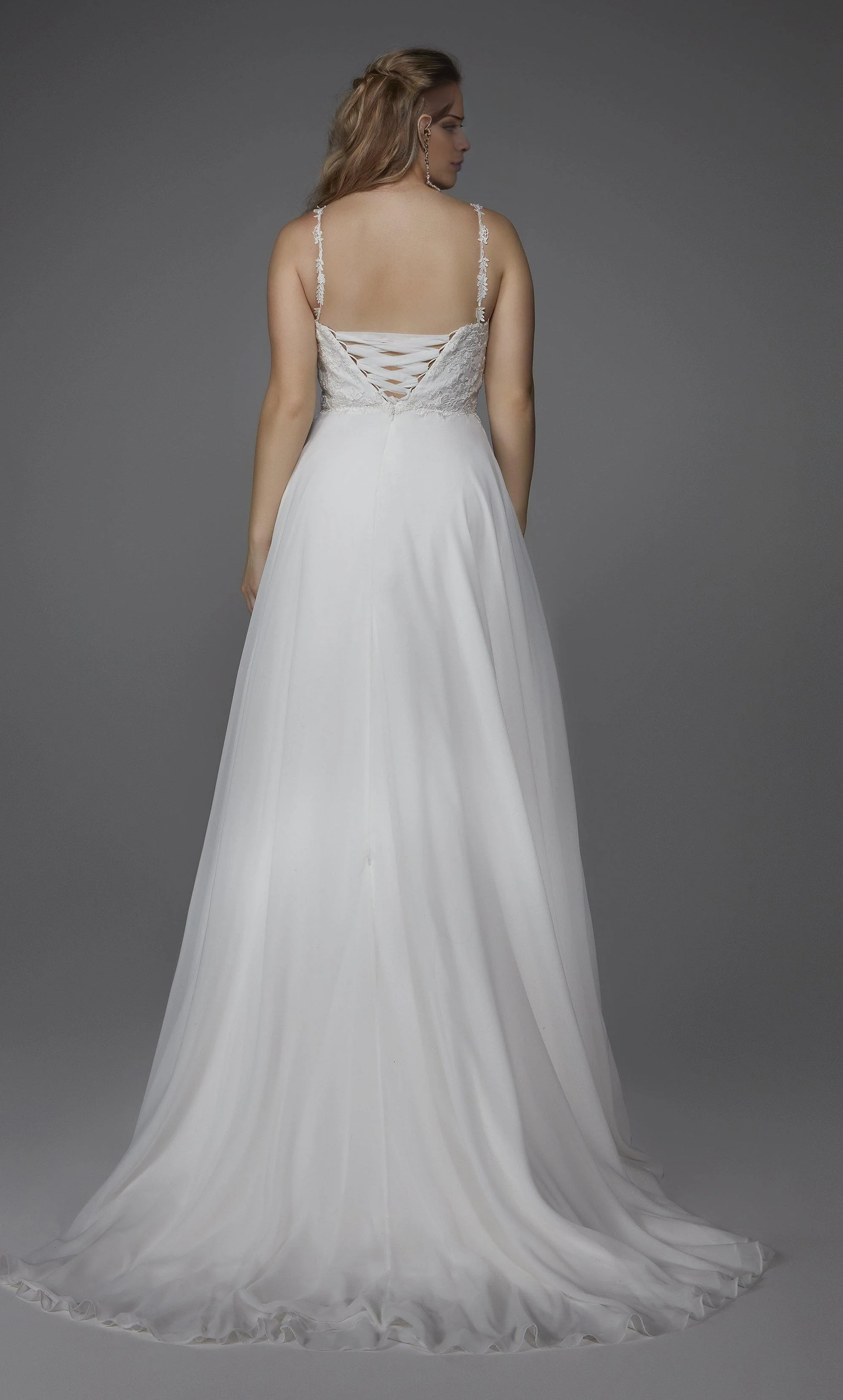 Chiffon lace square collar with flowing back tie for wedding dress