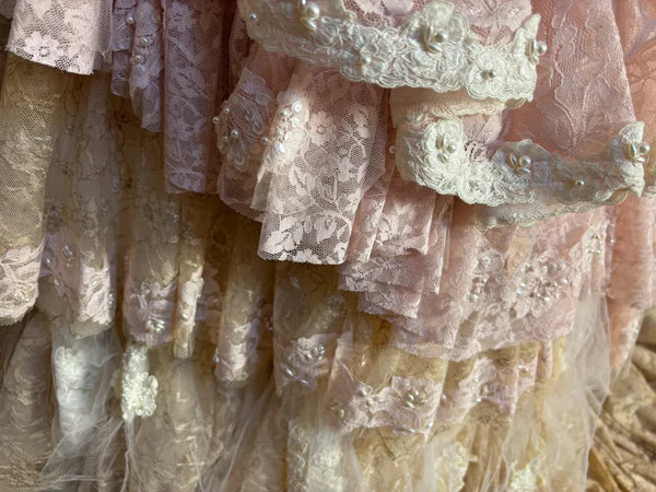 Vintage Pink Lace Strapless Tiered Sweet 16 Quinceanera A-Line Evening Dress Ball Gown HZ1024