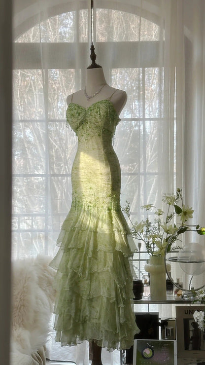 Green Romantic Fashion Elegant Exquisite Beaded Spaghetti Straps Tassel Long Chiffon Ruffle Ball Gown Evening Gown Party Dress gh4055