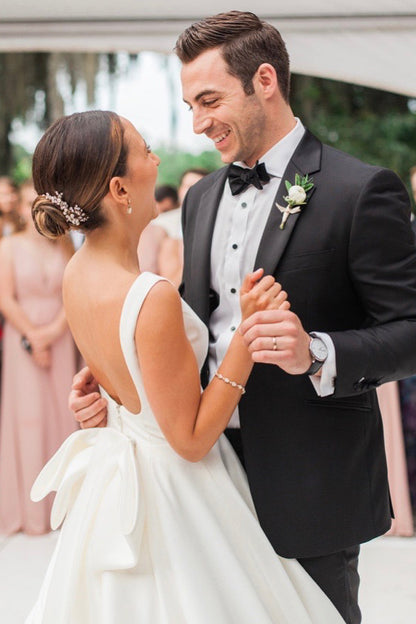 Long Open Back A-line Scoop White Wedding Dress with Bow