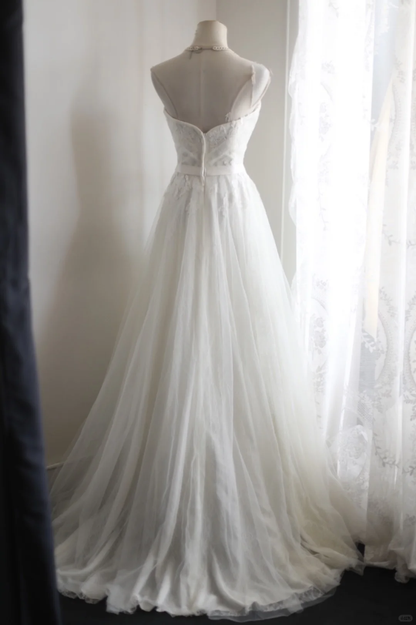 Pretty Off The Shoulder White Tulle Appliques Long Wedding Dress cc3187