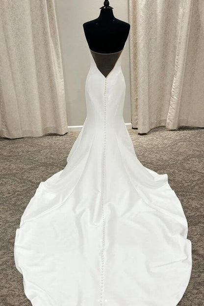 Sexy Plunging V Neck Sleeveless Mermaid Satin Bridal Gowns