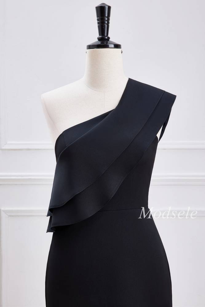Black Chiffon One-Shoulder Mermaid Maxi Dress