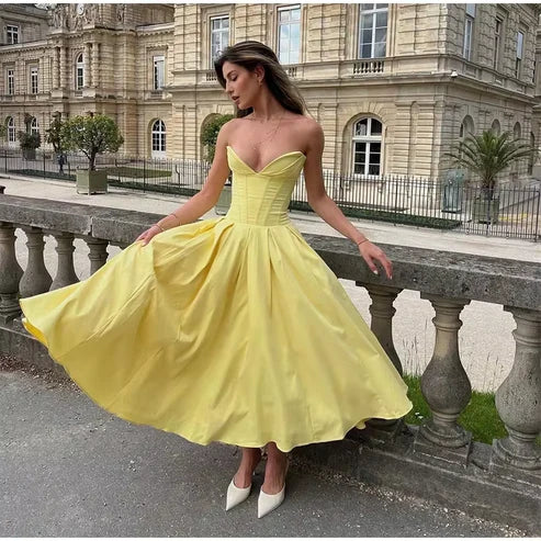 Aimishang Dress Wholesale Simple Women Strapless Pleated Maxi Dress Fashion Sexy Sleeveless A-line Party Evening Dress