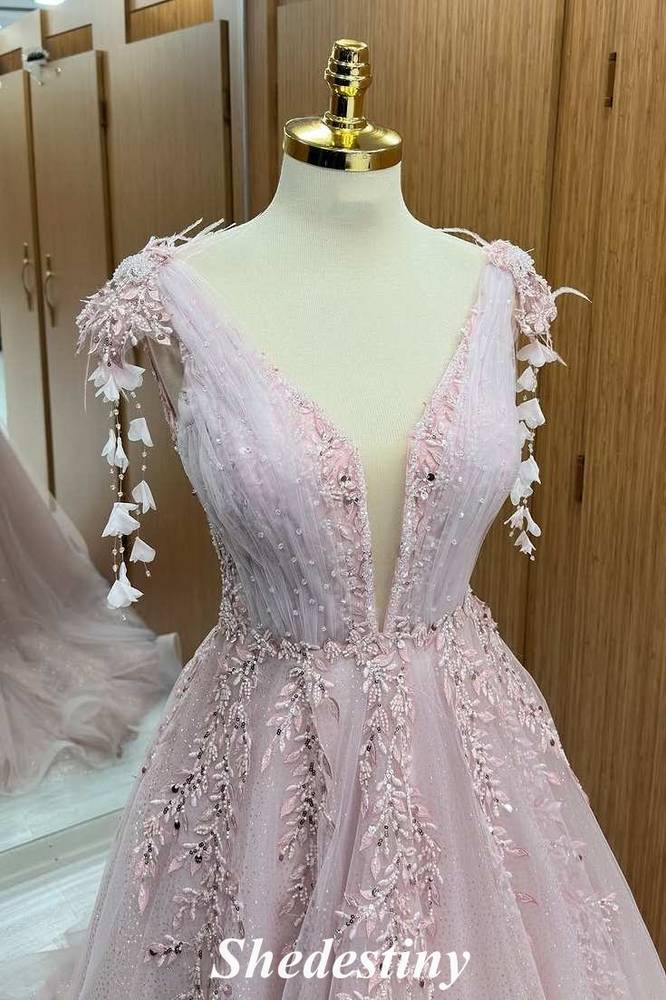 Plunging V-Neck Light Pink A-Line Applique Tulle Prom Dress