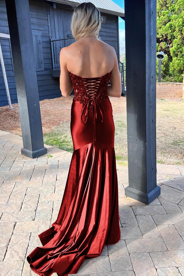 Mermaid Black Sweetheart Sequin Applique Prom Dress with Slit