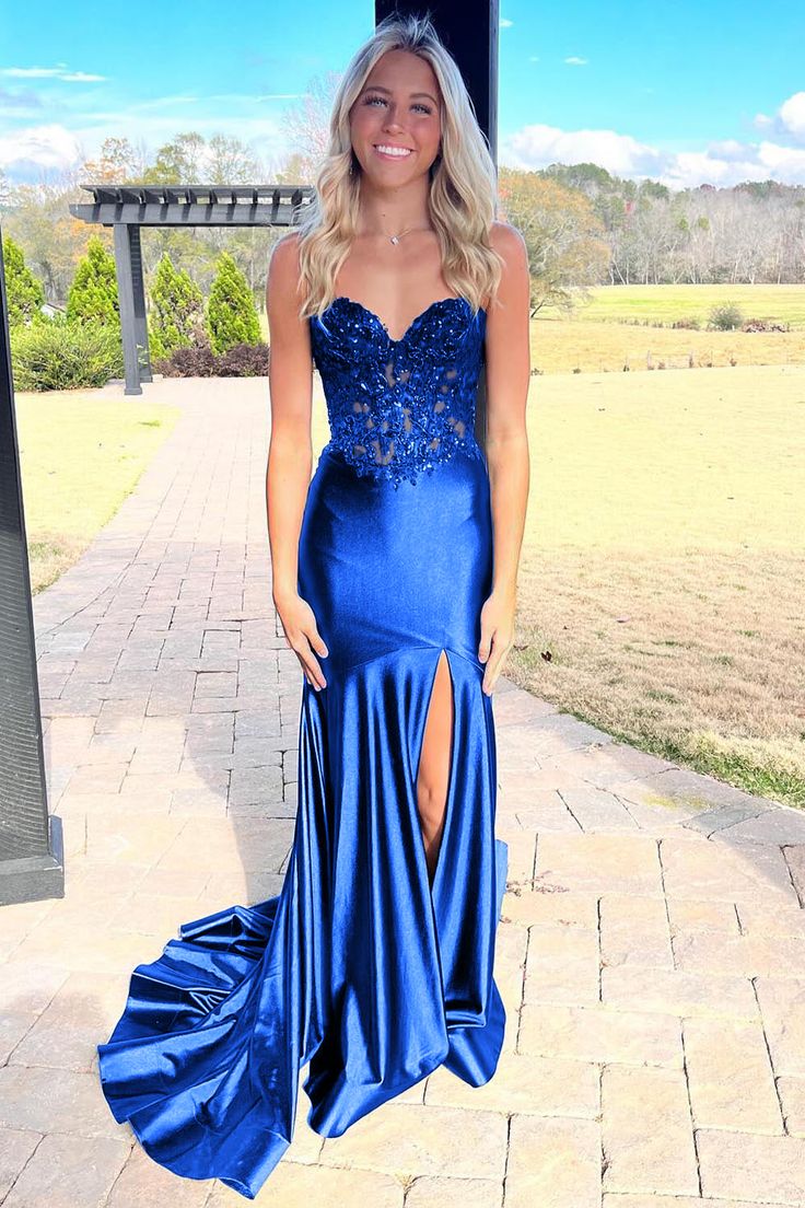 Mermaid Black Sweetheart Sequin Applique Prom Dress with Slit