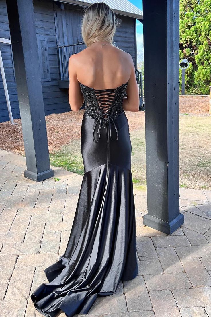 Mermaid Black Sweetheart Sequin Applique Prom Dress with Slit