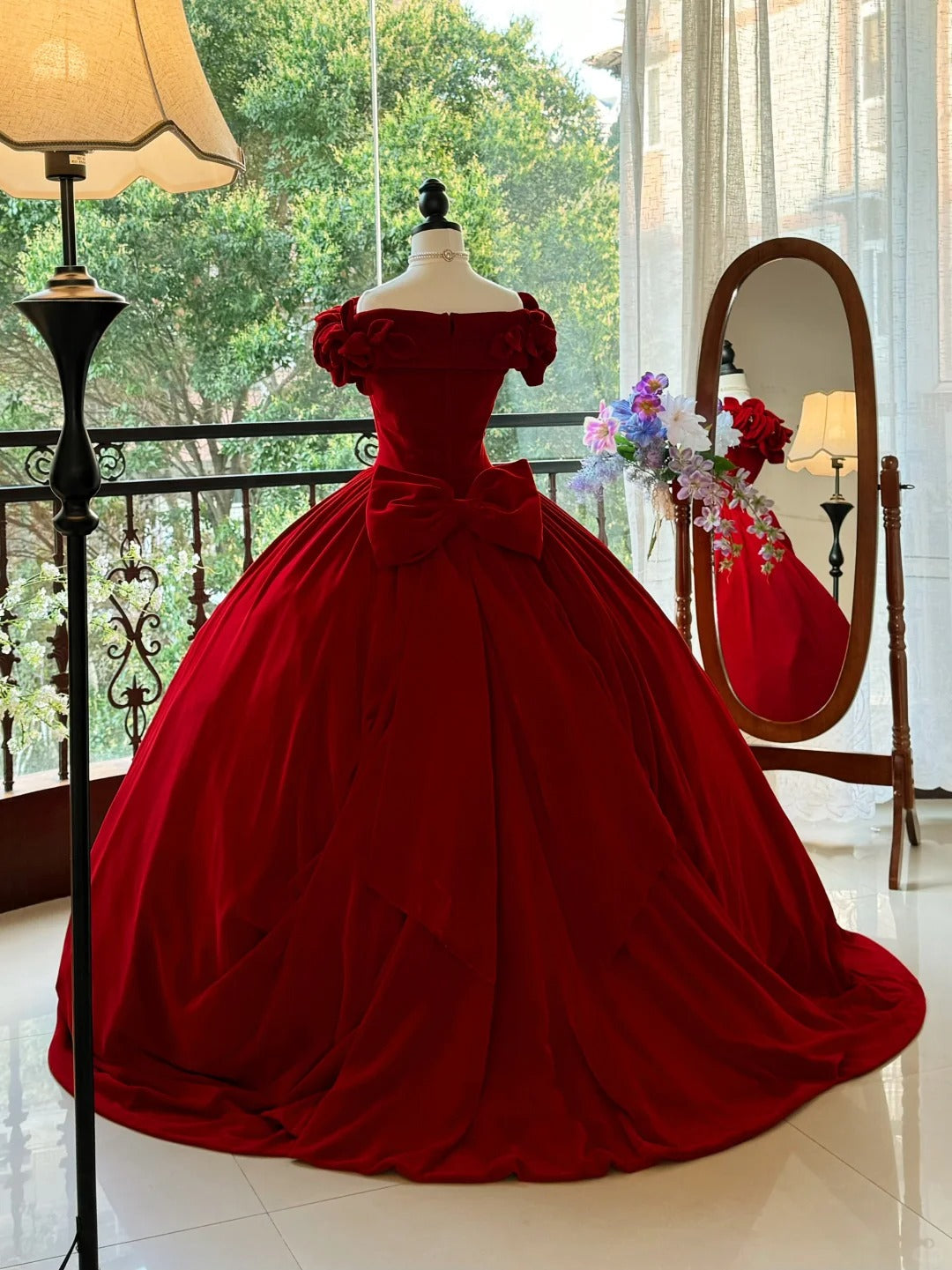 Girlhomeshops-Burgundy Elegant Retro Long Velvet Quinceanera Dresses Prom Dress Graduation Dress Princess gh5005