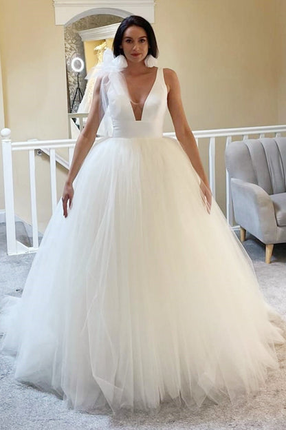 White Tulle Plunge V Open Back Ball Gown with Bow