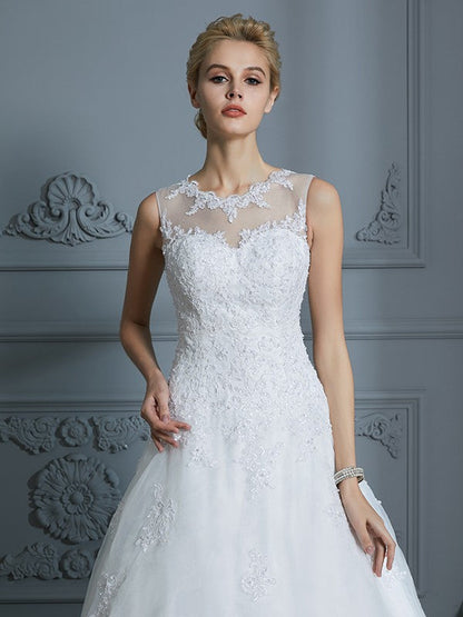 Aimishang Ball Gown Scoop Sleeveless Organza Court Train Applique Wedding Dresses