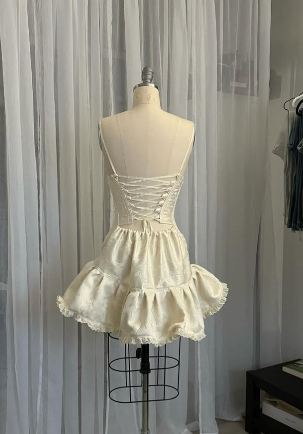 Vintage Beige Spaghetti Strap A-line Satin Lace-up Short Party Dresses Homecoming Dress HZ1024