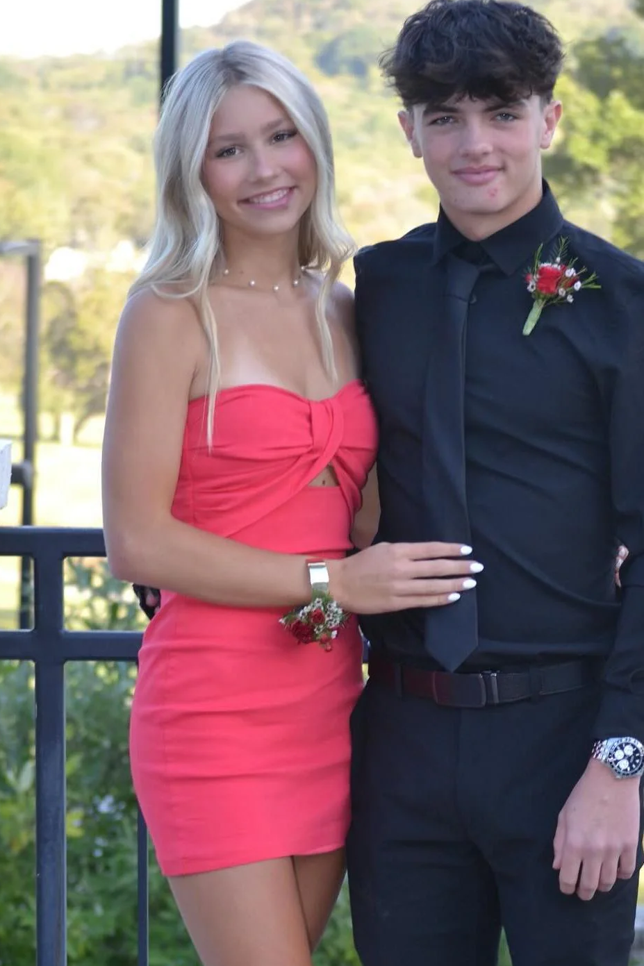 Cute Strapless Twist Sleeveless Satin Tight Party Homecoming Dress