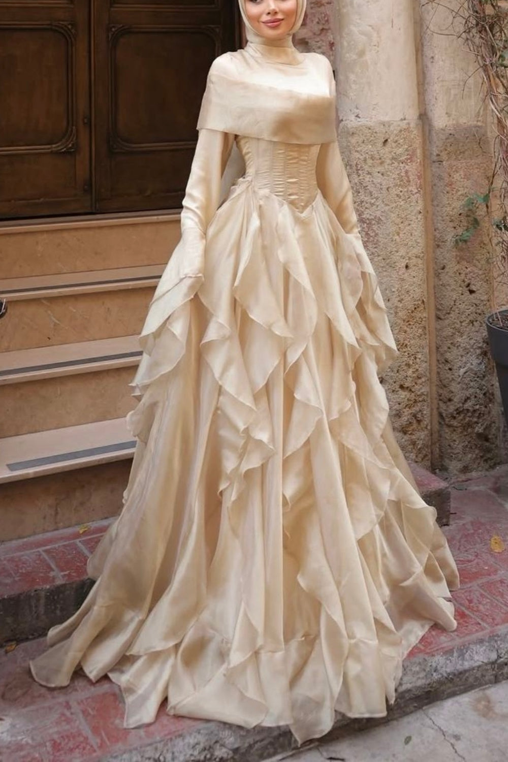 Champagne Gold Flared-Sleeve Tiered Fitted Gown gh6405