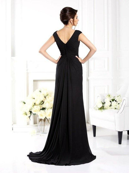 A-Line/Princess V-neck Ruffles Sleeveless Long Chiffon Mother of the Bride Dresses - RongMoon