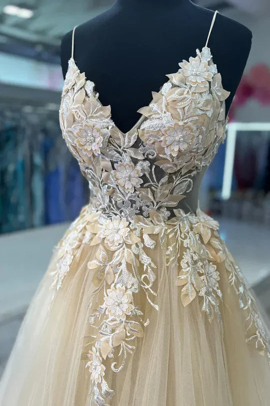 Floor-Length Backless Ball Gown Tulle Prom Dresses with Appliques