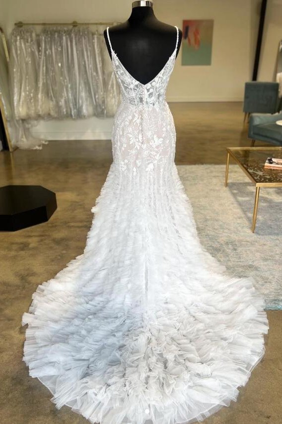 Dreamy Lace V-Neck Mermaid Tulle Ruffles Trumpet Bridal Gown