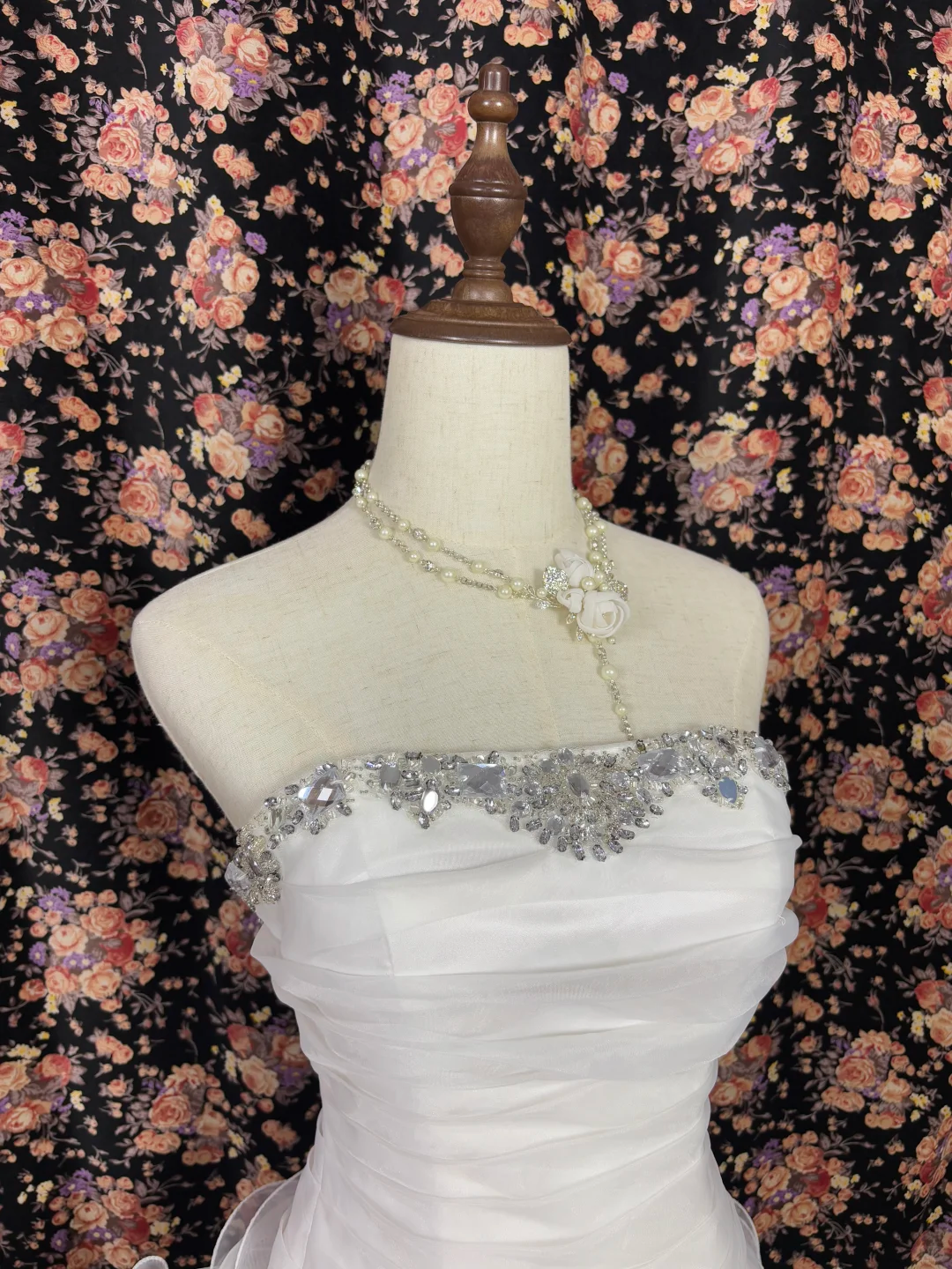 Shiny White Beaded Strapless A-Line Short Tiered Party Dress Homecoming Dress HZ1024