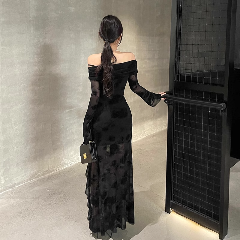 Elegant Black Party Slim-fit Split Dress One-shoulder Long-sleeved Dress HZ1024