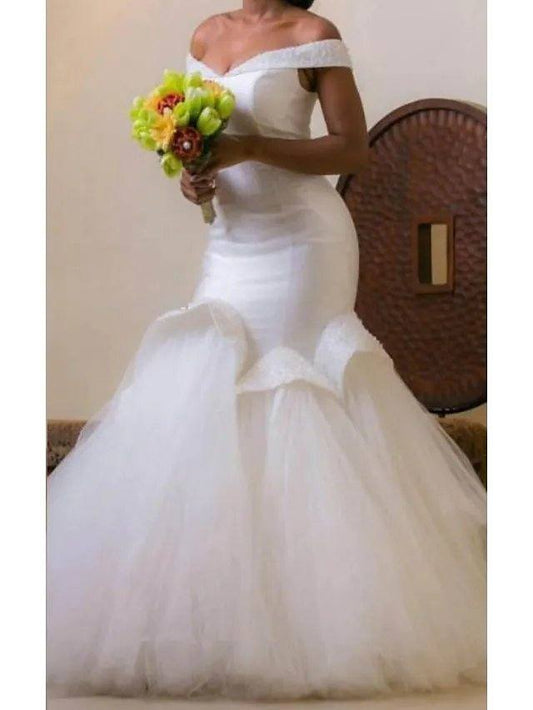 Mermaid / Trumpet Wedding Dresses Off Shoulder Court Train Satin Tulle Sleeveless Formal Sexy Luxurious Plus Size with Beading - RongMoon