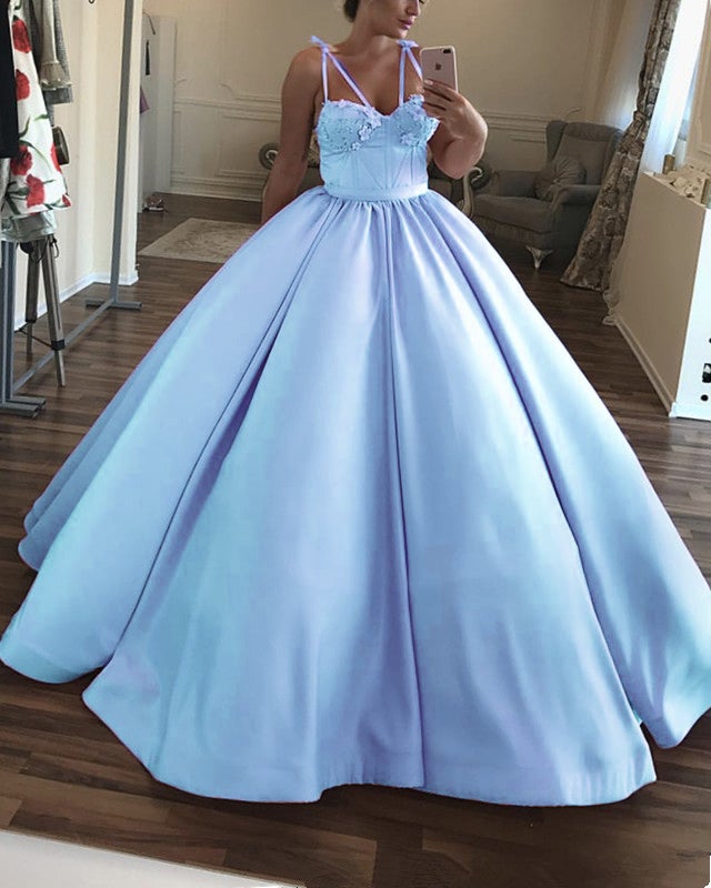 Ball Gown Satin Sweetheart Prom Dresses With Multi Straps