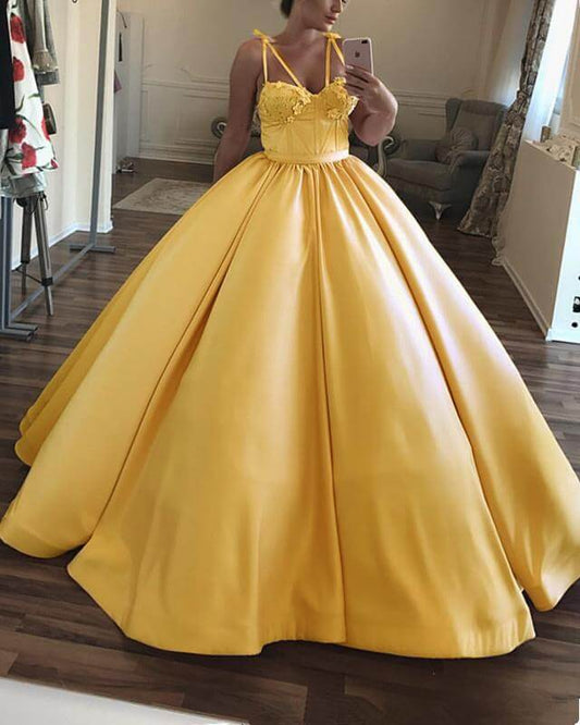 Ball Gown Satin Sweetheart Prom Dresses With Multi Straps