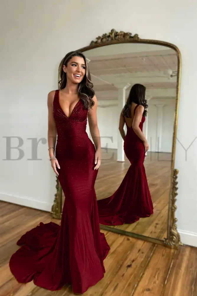 Green Prom Dress Mermaid V Neck Long Evening Dress with Beadings