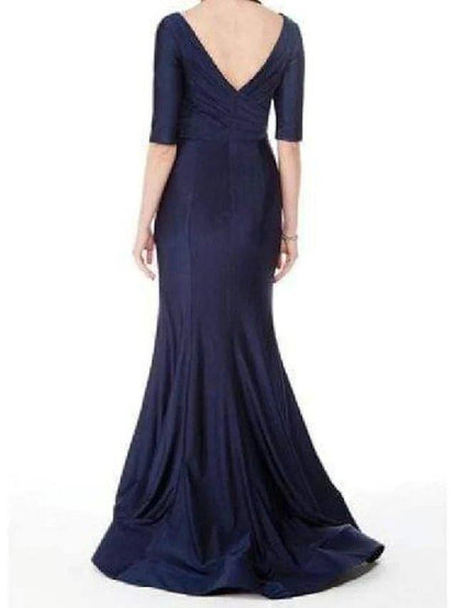 Mermaid / Trumpet Mother of the Bride Dress Elegant V Neck Court Train Satin Half Sleeve with Pleats - RongMoon