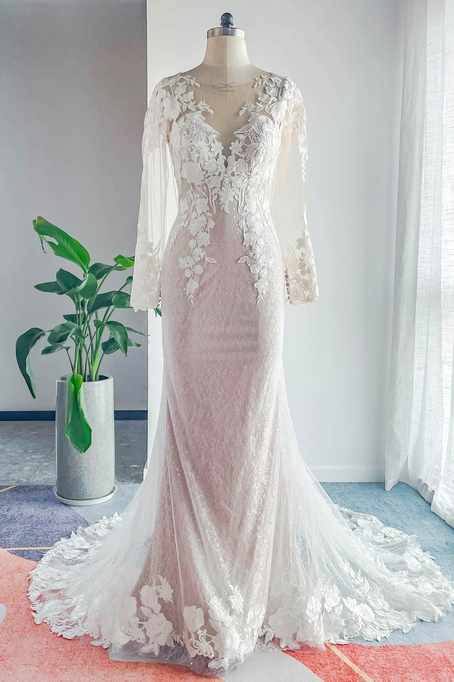 Trumpet-Mermaid Court Train Lace Tulle Wedding Dress CW3143