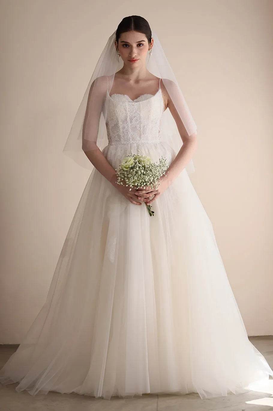 A-Line Sweep-Brush Train Lace Tulle Wedding Dress CW3553