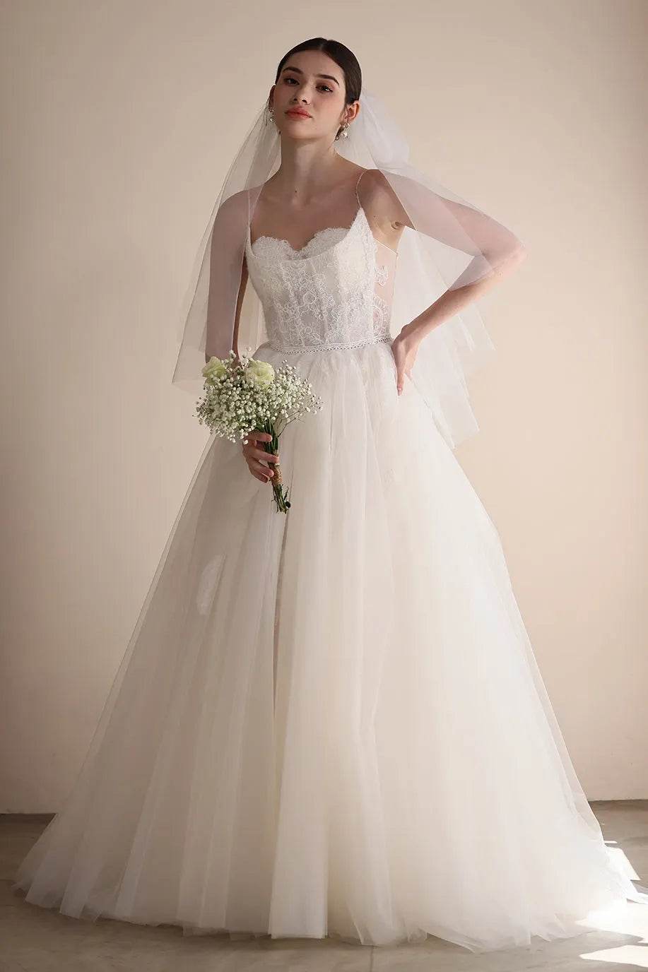 A-Line Sweep-Brush Train Lace Tulle Wedding Dress CW3553