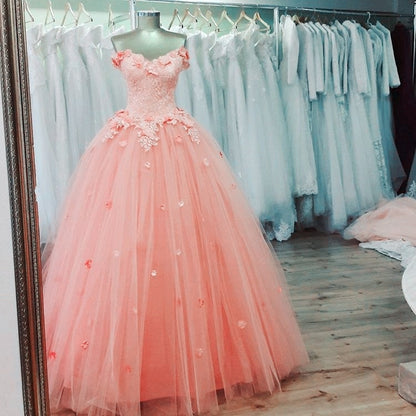 Charming Lace Appliques V Neck Pink Tulle Quinceanera Dress