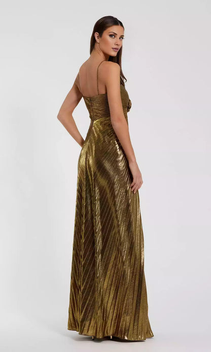 Charming pleated long heart-shaped neckline, high waist, slender figure, smooth and elegant folds, showcasing an elegant temperament Prom Dresses