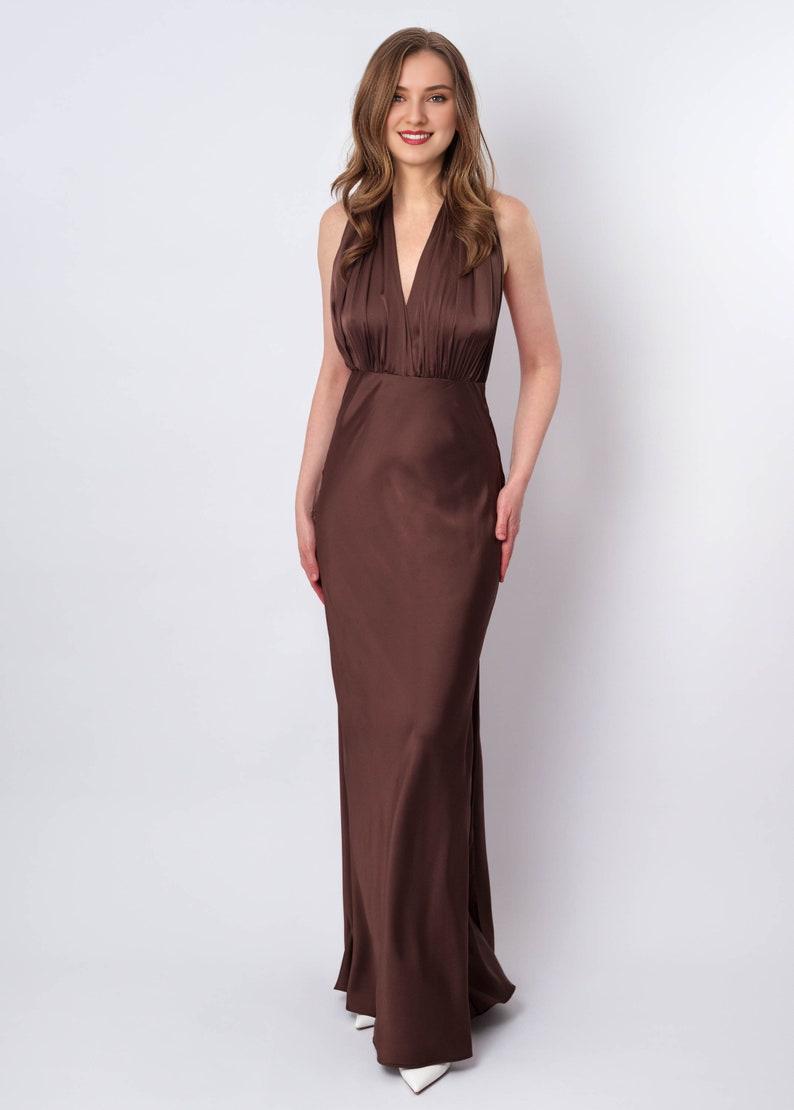 Chocolate Brown's Long Bridesmaid Dress With Multiple Dressing Styles Is Suitable For Wedding Themes