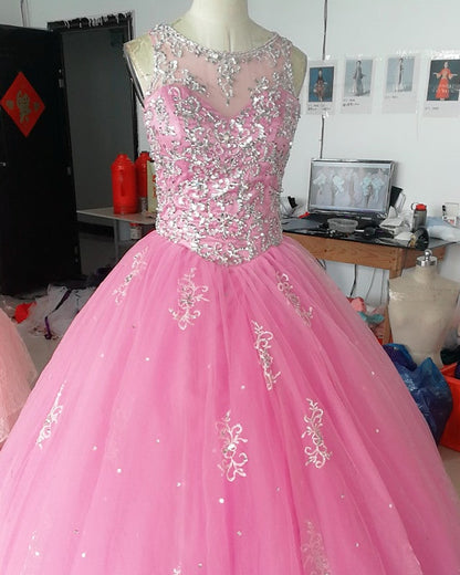 Crystal Beaded Scoop Neck Tulle Quinceanera Dresses Ball Gowns