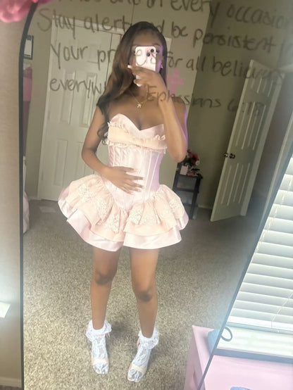 Unique Ball Gown Sweetheart Pink Satin Lace Short Formal 8th Grade Homecoming Dresses Middle School Cocktail Dress Hoco Outfits Inspo DH2604