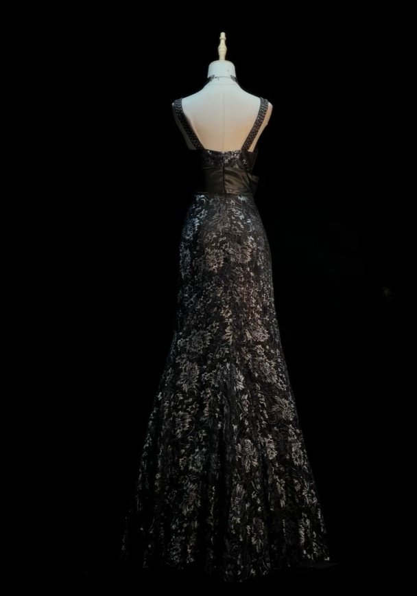 Vintage Mermaid Black Long Prom Dresses Tulle Aplliques V-neck Sleeveless Evening Gowns DP04788