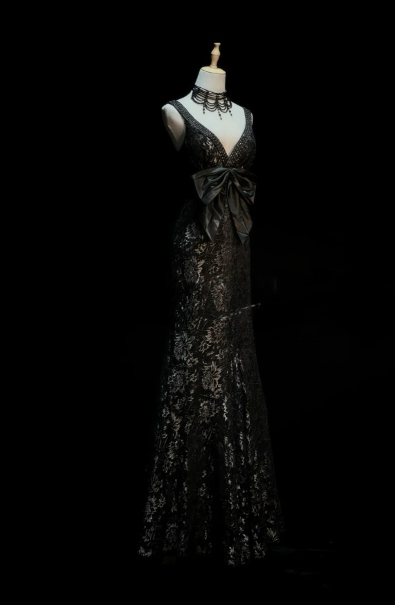 Vintage Mermaid Black Long Prom Dresses Tulle Aplliques V-neck Sleeveless Evening Gowns DP04788
