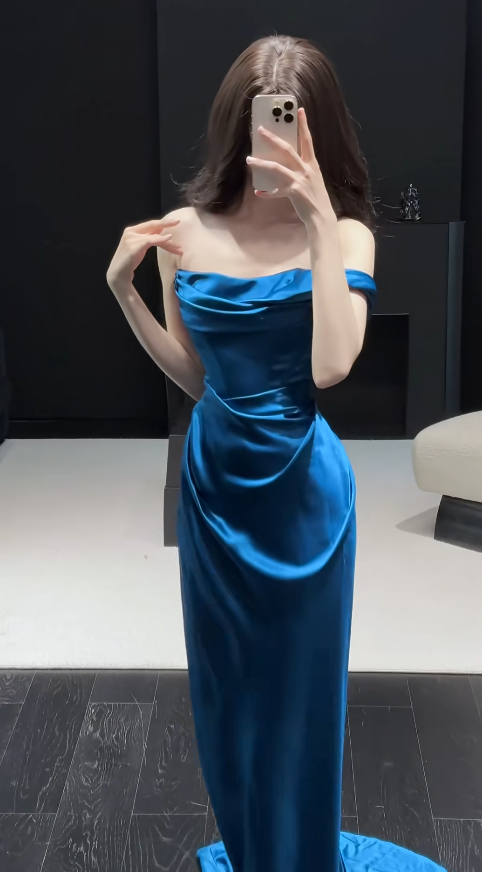 Chic Blue Prom Dress Satin Sheath Sleeveless Evening Dress DP05146