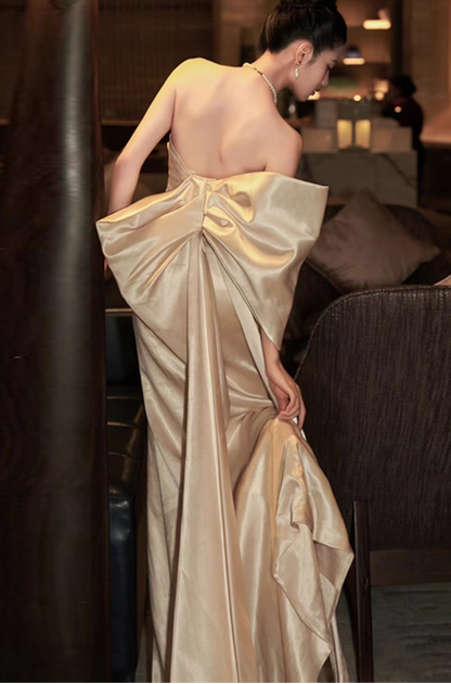 Elegant Sheath Sweetheart Neck Evening Gown SatinChampagne Bow Graduation Dress Prom Dresses DP2788