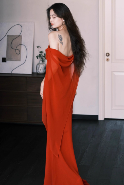 Elegant Off-shoulder Mermaid Chiffon Long Prom Dresses，Red  Formal Evening Gowns DP3069