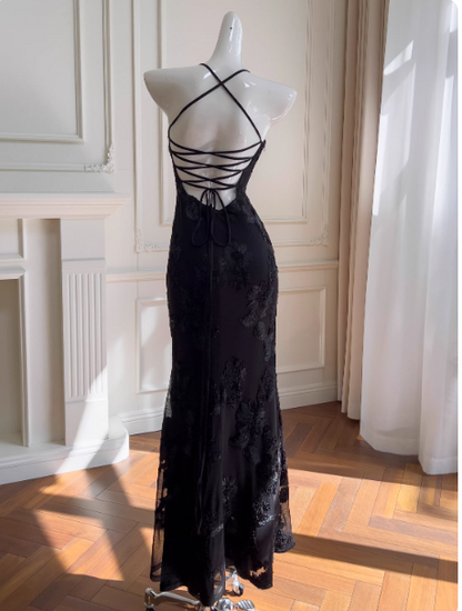 Elegant Spaghetti-Strap Sheath Chiffon Appliquéd Long Prom Dresses, Black Formal Evening Dresses DP3070