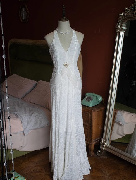 White Mermaid V-neck Velvet Chiffon Prom Dress ED01767