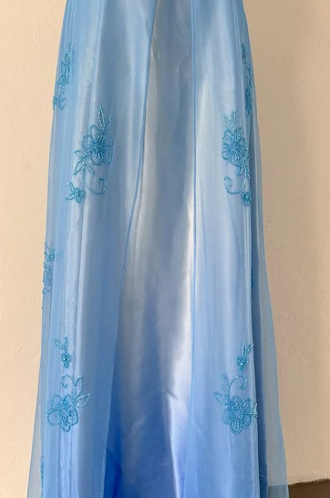 Gorgeous Spaghetti Straps Vintage Beading Applique Gradient Blue Sleeveless Long Graduation Prom Dress  Birthday Dress ED01816